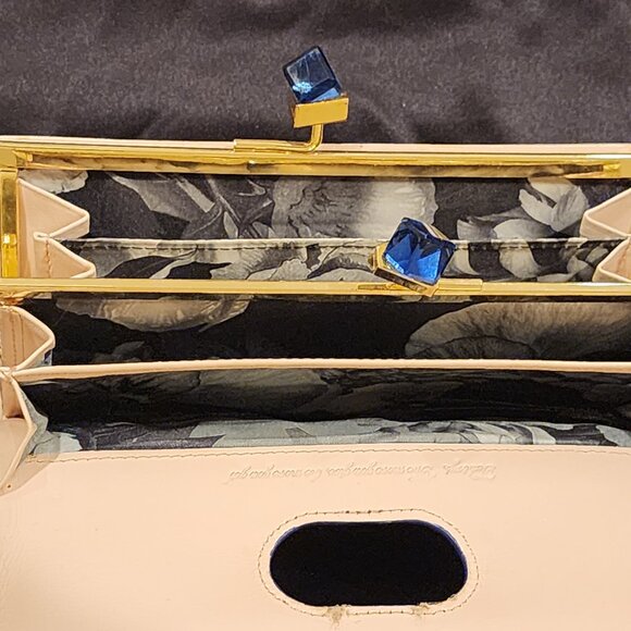 Excellent  Ted Baker Patent Navy Blue wallet with Crystal Matinee wallet - Picture 10 of 11